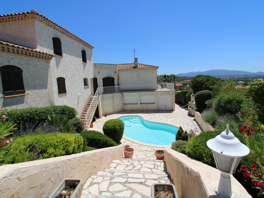 Villa 6 pièces Chateau gombert 619 000 Euros